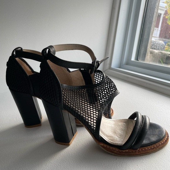 RUDSAK black high heels, leather sole, size 38 ( like a 8).  Strong & gorgeous! - Picture 8 of 13